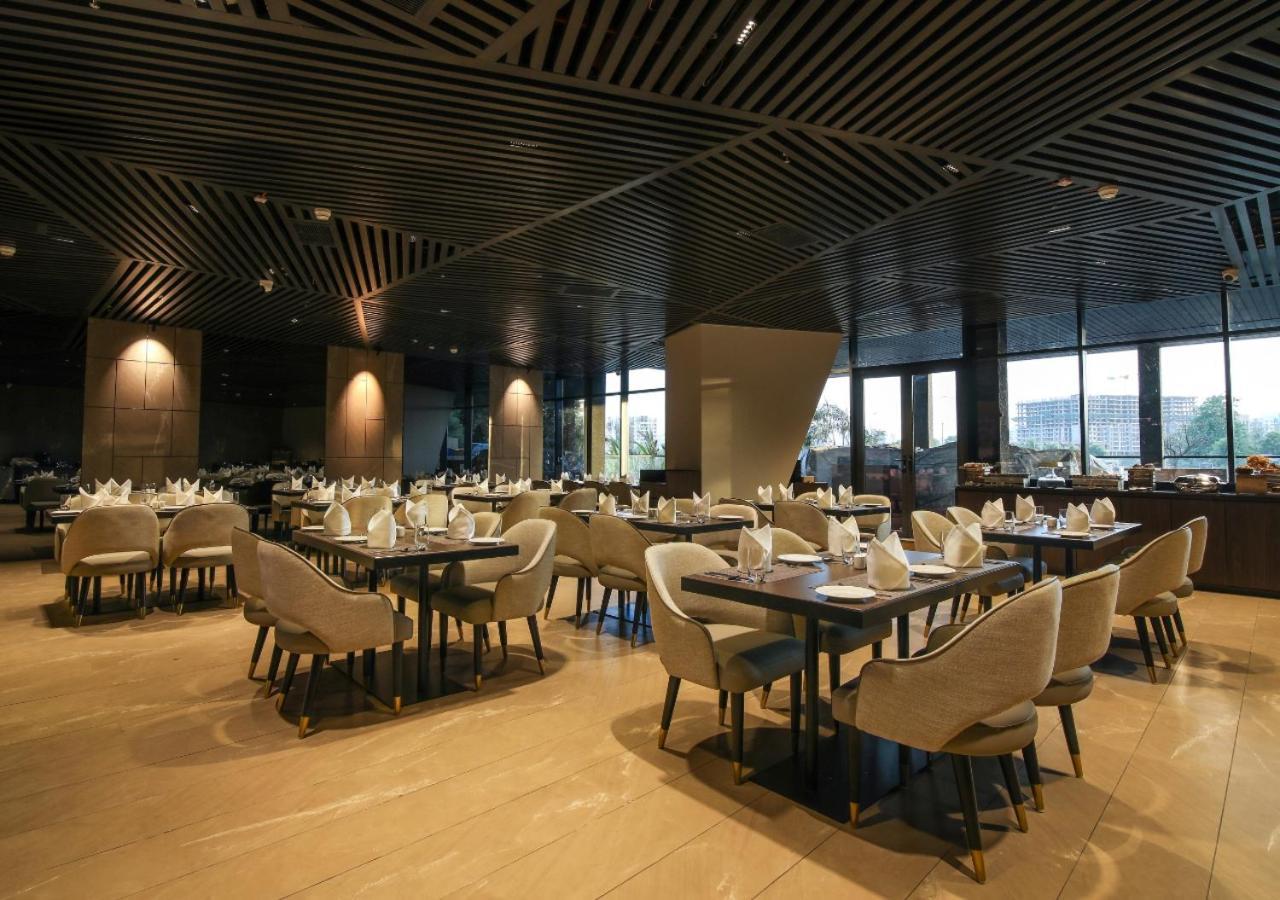 Essentia Premier Hotel Pune Wakad Pimpri-Chinchwad Exterior foto