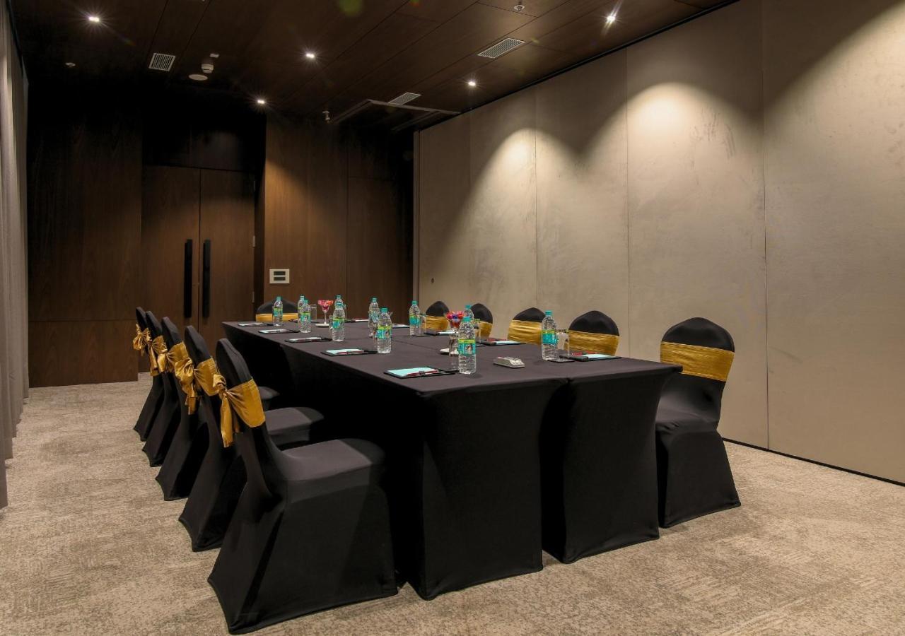 Essentia Premier Hotel Pune Wakad Pimpri-Chinchwad Exterior foto